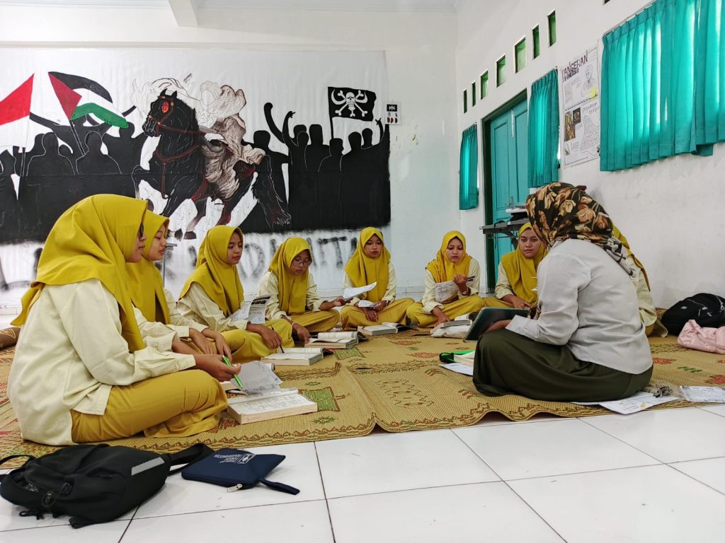 Optimalisasi Kualitas Pendidikan MA Diponegoro dengan Pendekatan Data-Driven Planning