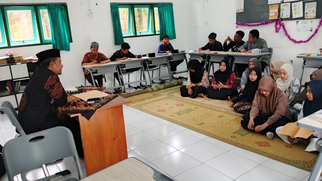 Fathul Qarib: Bekal Fiqih Syafi’iyah Santri MADIPO Menjawab Tantangan Zaman