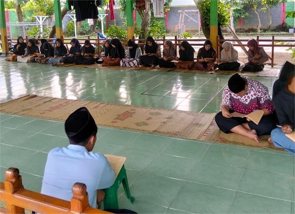 Fathul Qarib: DNA Santri Diponegoro – Kecerdasan, Karakter, Kontemporer