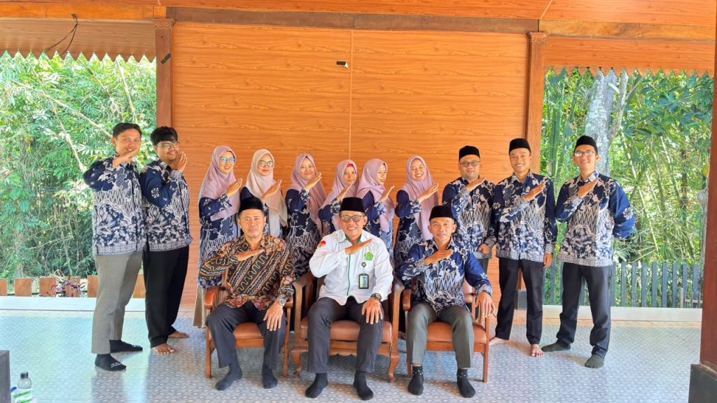MA Diponegoro Perkuat Branding dan Sinergi di Tengah Persaingan Pendidikan MA Diponegoro Perkuat Branding dan Sinergi di Tengah Persaingan Pendidikan
