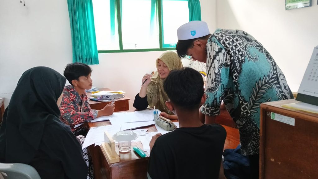 Jumat Excellent: Rapikan SDM dan Optimalkan Tupoksi Eksekutif Jumat Excellent: Rapikan SDM dan Optimalkan Tupoksi Eksekutif