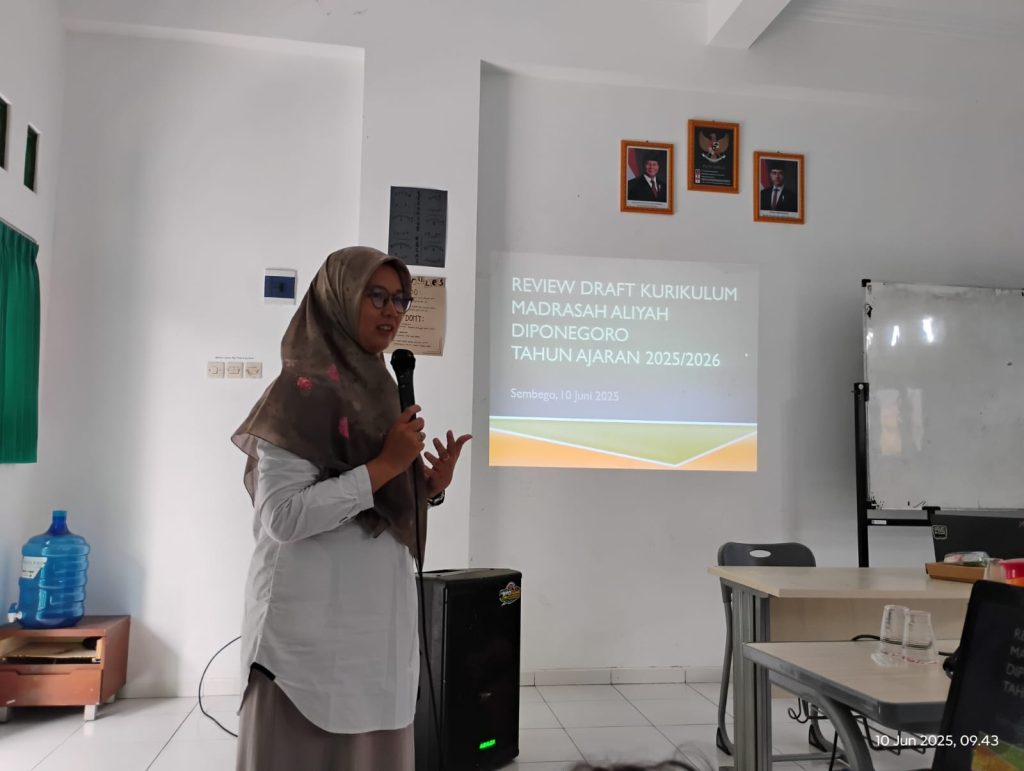 Dari Evaluasi ke Inovasi: Membangun Kurikulum Madrasah yang Relevan dan Berdaya Saing