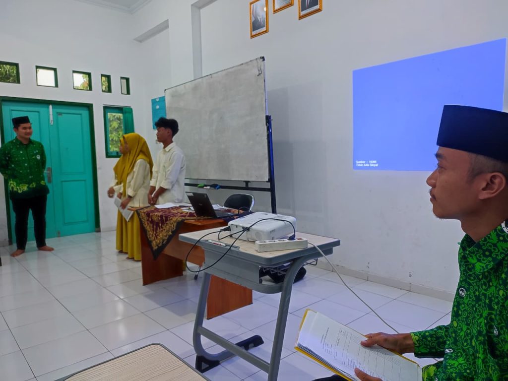 Transformasi Kelas Modern: Supervisi Membentuk Santri Shalih Adaptif Zaman Now