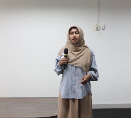 Mastering English: Breaking Boundaries, Choosing Our Path